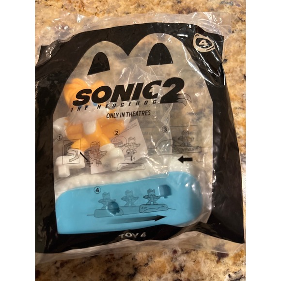 McDonalds Sonic the Hedgehog 2 Tails Toy #4 2022 NIP Kids Meal Prize - Picture 1 of 3